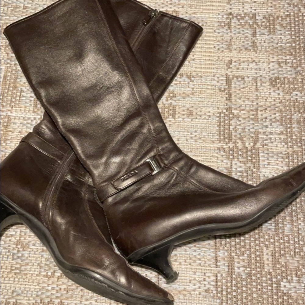 Prada, narrow fit, 2”heel, soft rubber soles, brown, fine leather, made in Italy